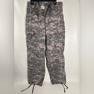 US Army Combat Uniform Trousers Digi Camo Pants Size Medium-Reg SPM100-05-D-
